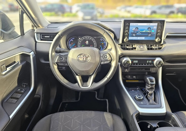Toyota RAV4 cena 93900 przebieg: 178992, rok produkcji 2019 z Szlichtyngowa małe 742